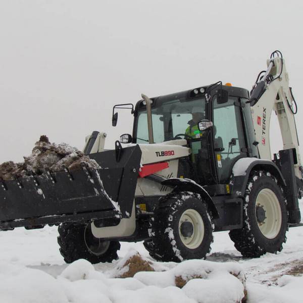 TEREX TLB 890
