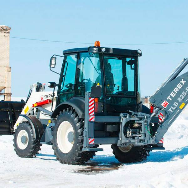 TEREX TLB 825
