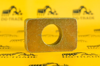 Направляющая телескопа (квадратная) Terex (Original) 3501655M2 (3)