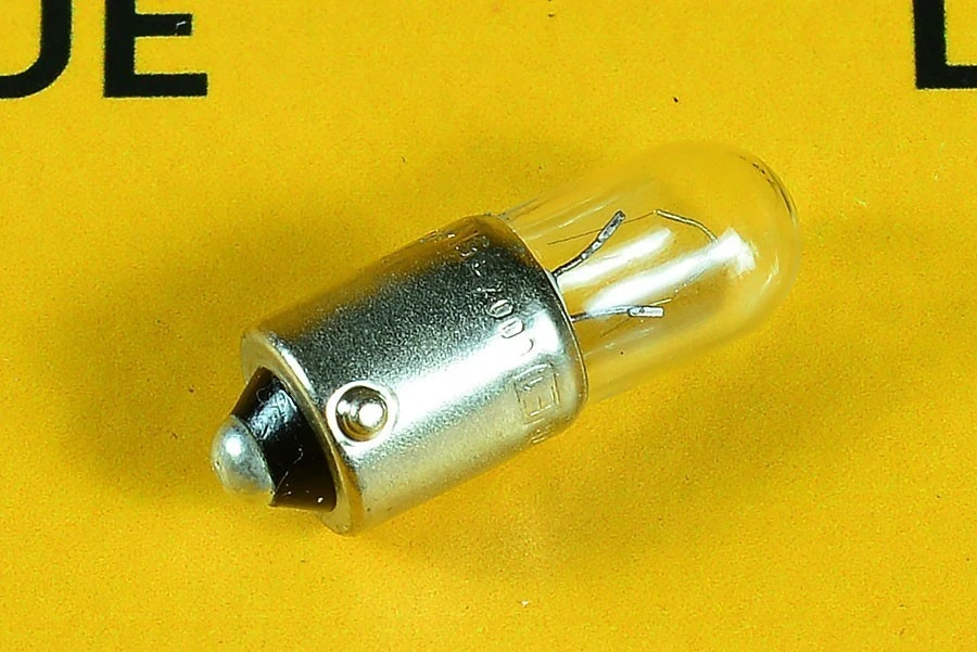 Лампа габаритов 12V 4W JCB (Osram) 720/10043